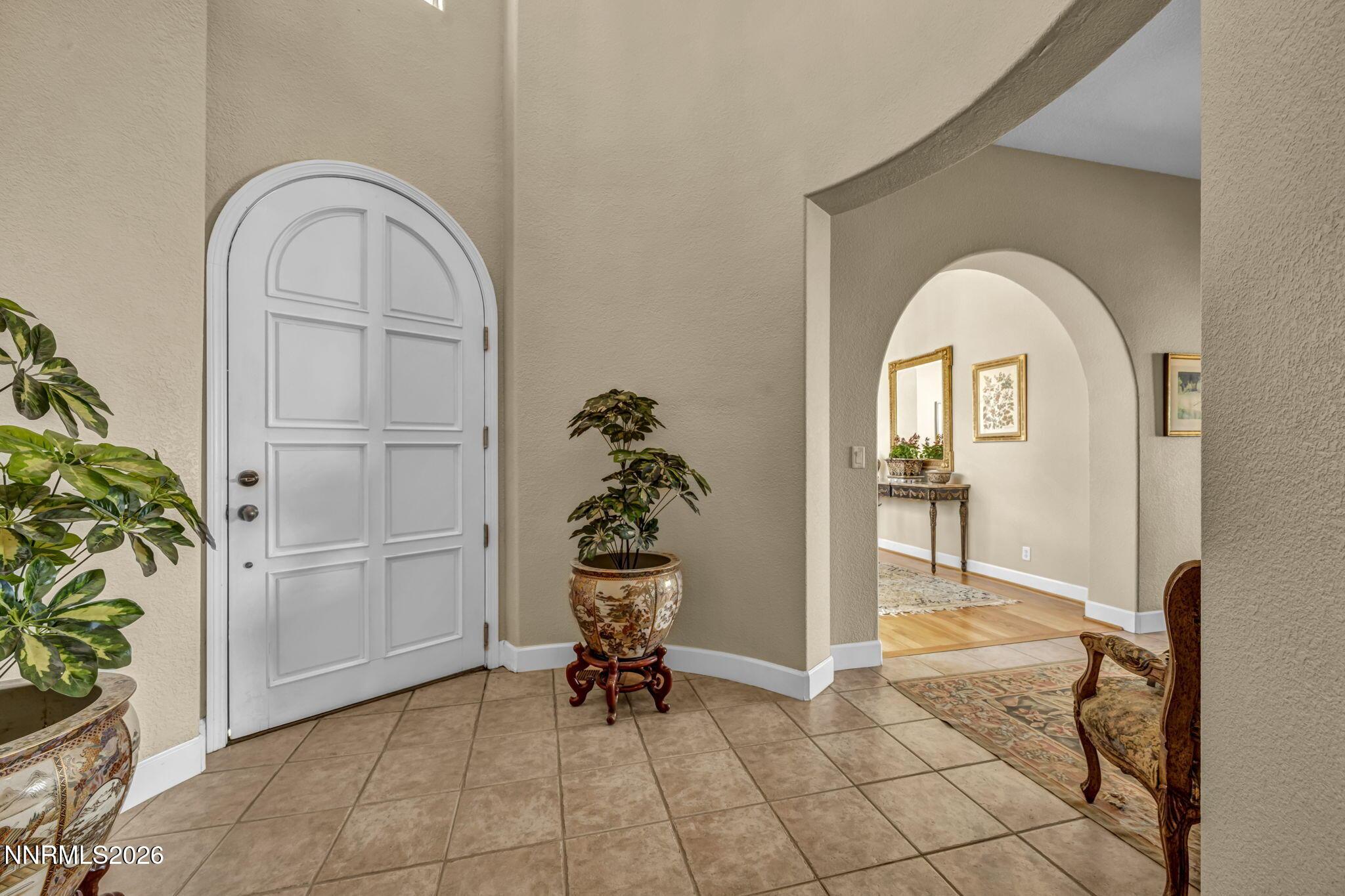 Image 3: 56-web-or-mls-2945-granite-pointe-dr