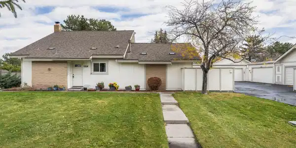 1214 Conway Lane