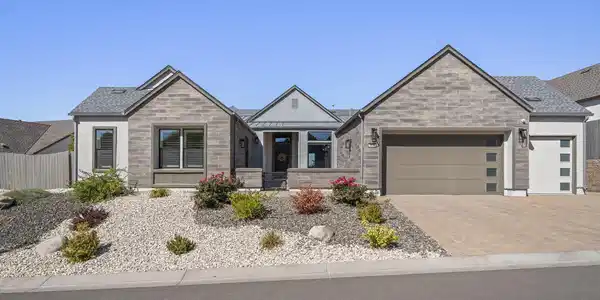 3035 Feathertop Drive