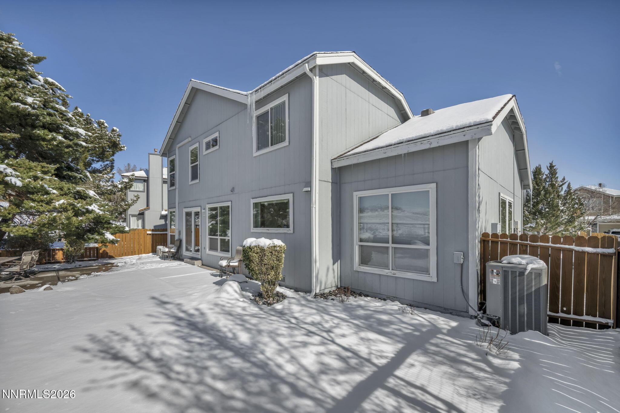 Image 3: 5-web-or-mls-4692-canyon-ridge-ln