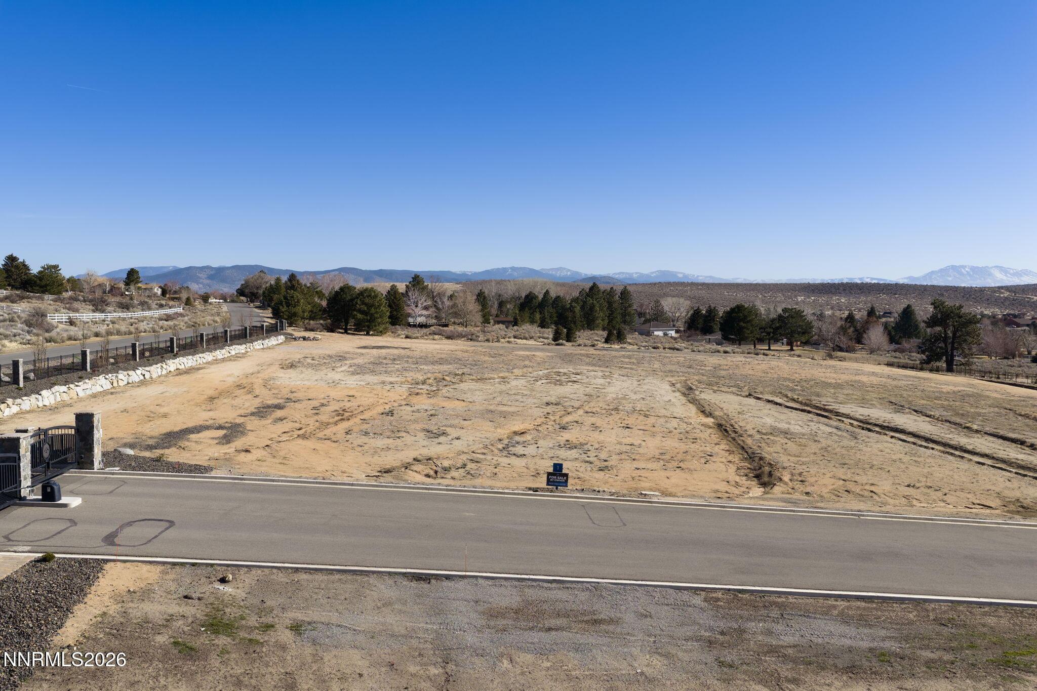 Image 4: 48-web-or-mls-Alura Ln