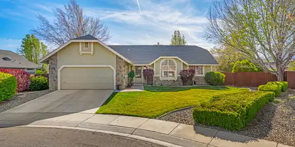 994 Lilac Court