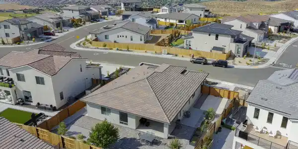 Image 3: Drone Back