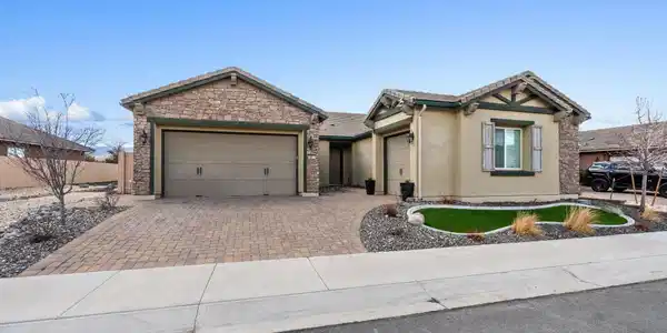 9811 Dyevera Lane