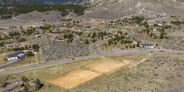 Image 4: 004_4-print-3447_jacks_valley-5_670