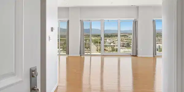 Image 2: 06-200 W 2nd Street Unit 1604 Reno NV 89