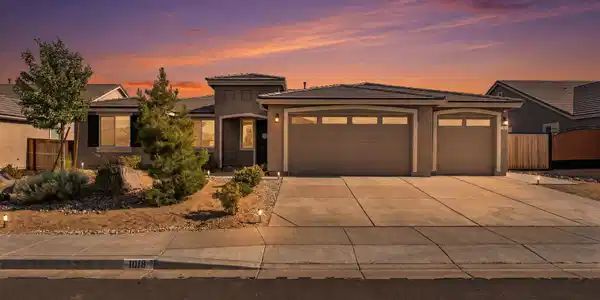 1018 Carico Valley Place