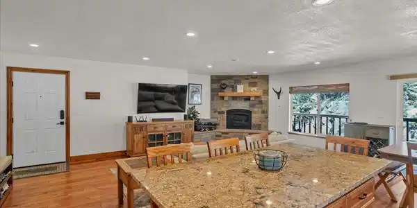 718 Kingsbury Grade Road