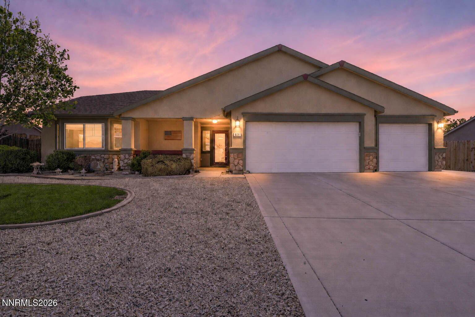 Image 2: 2-web-or-mls-826 Welle St (33 of 45)