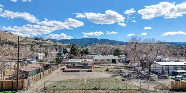 15470 Kivett Lane