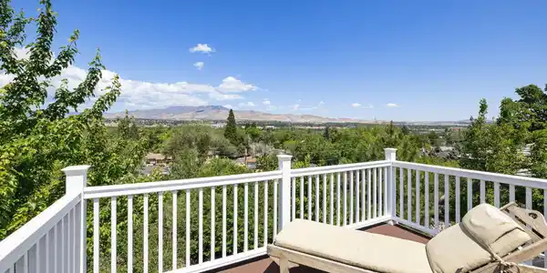 1435 Palisade Drive