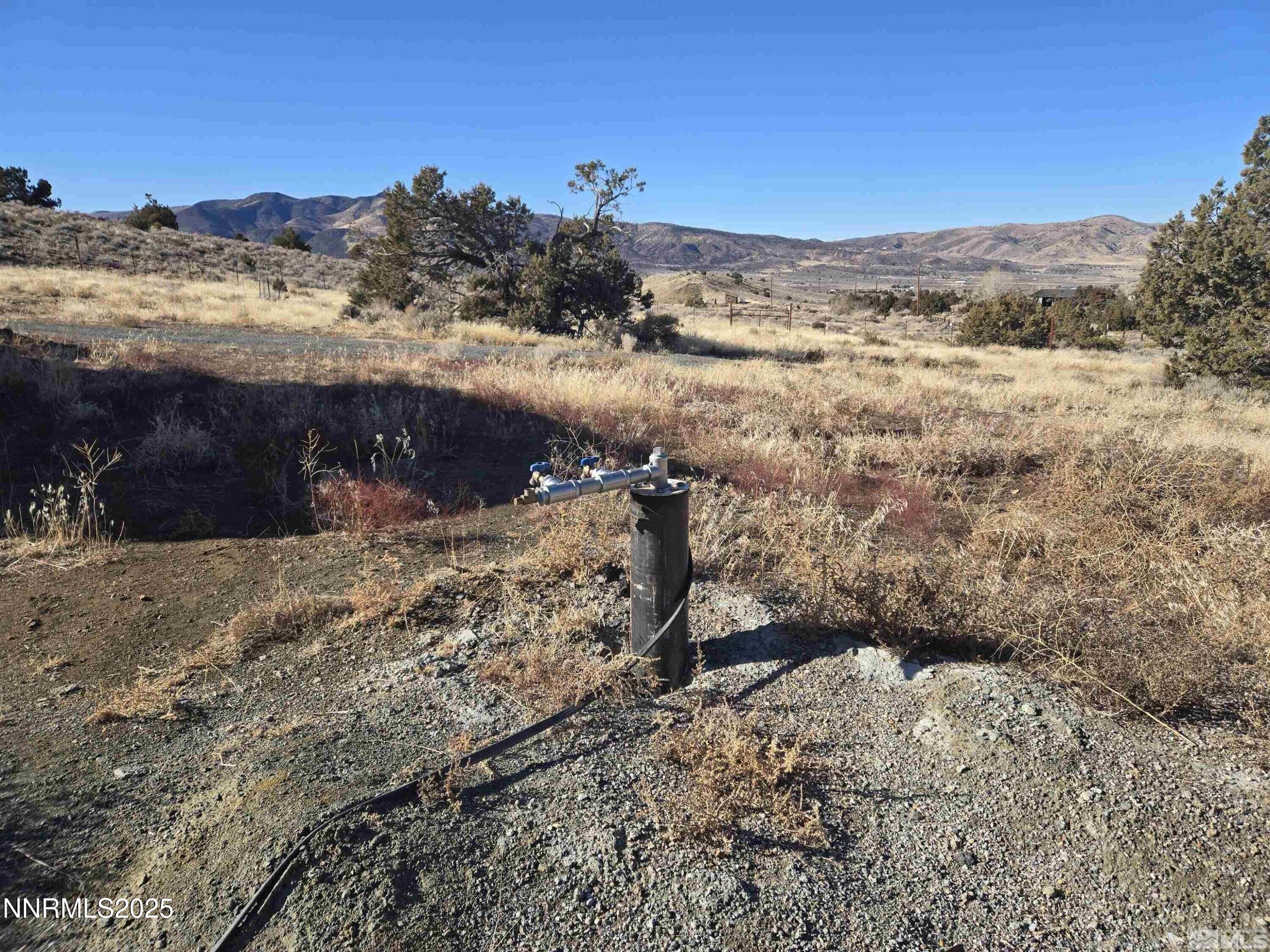 Image 4: 5150 Twin Springs 4