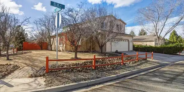 17598 Elk Court