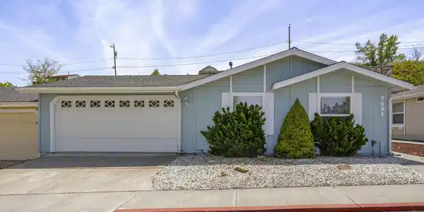 7651 Diamond Pointe Way