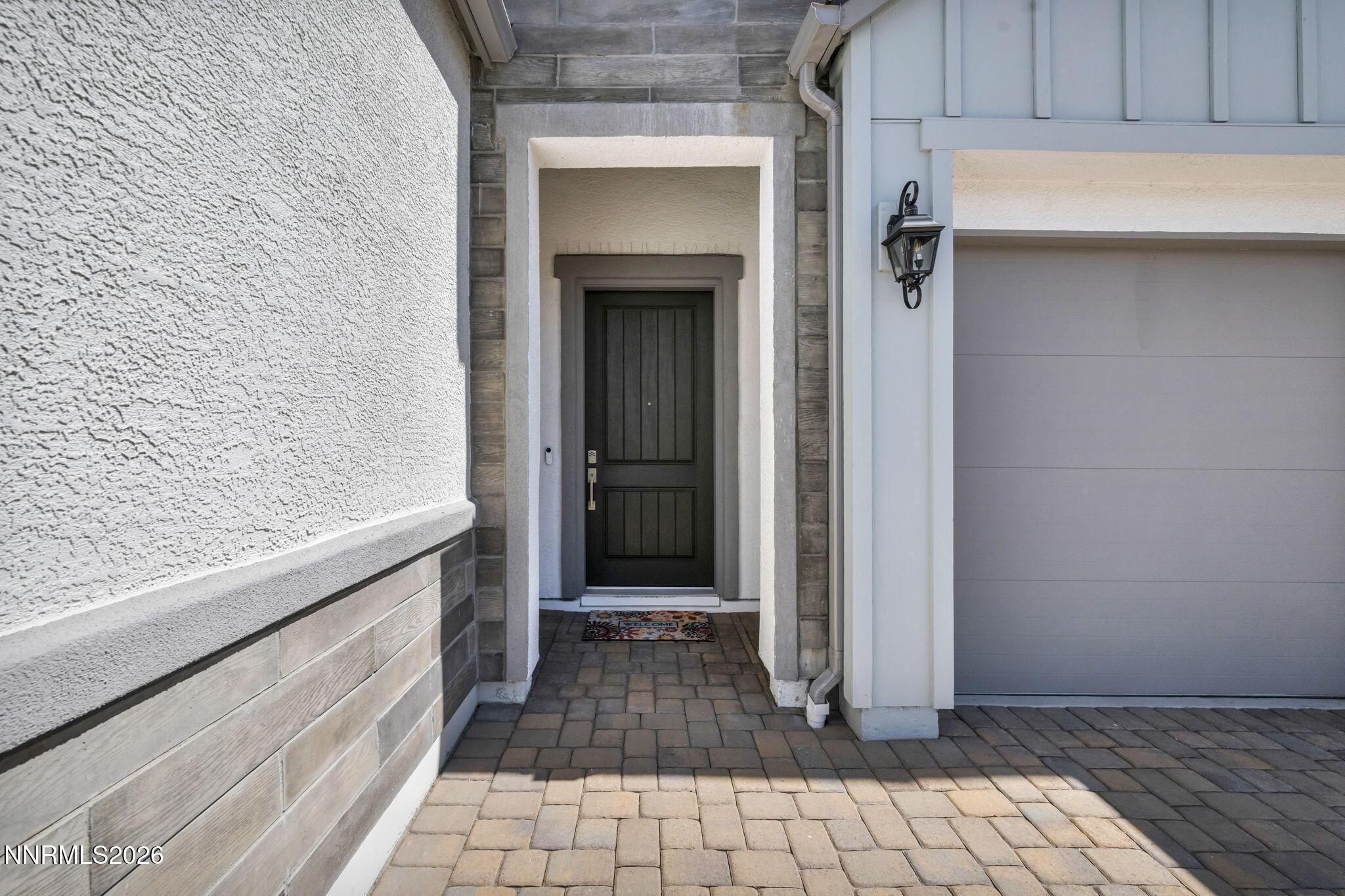 Image 4: 8-web-or-mls-3040-desert-olive-dr