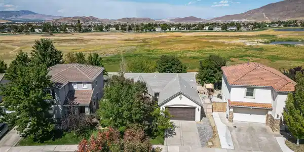 Image 2: 3-web-or-mls-dji_fly_20260915_170956_952