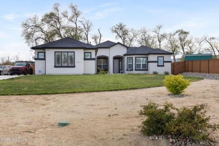 690 Rose Lane