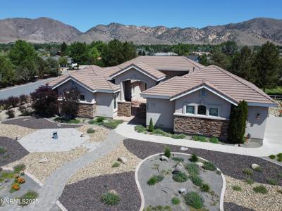 4220 W Hidden Valley Drive