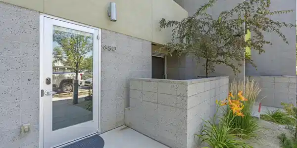 880 S Center Street