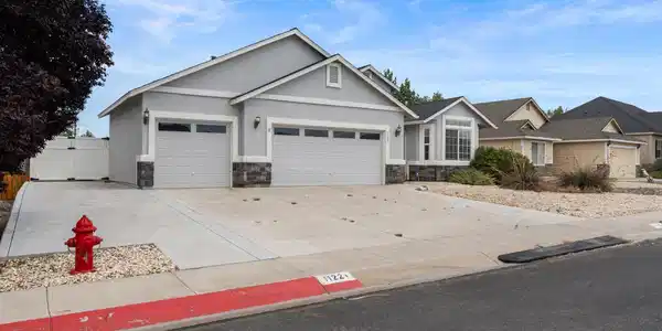 1122 Dixie Lane