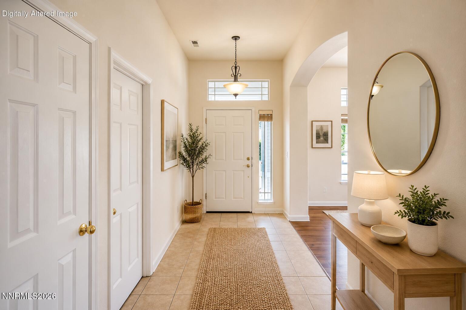 Image 3: 5116_hall_Staged