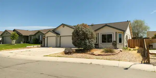 Image 2: 523 River Ranch Rd-2-2