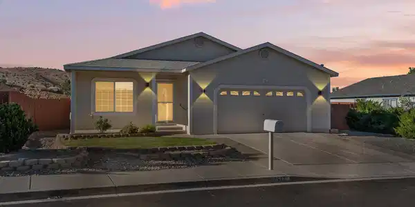 7517 Cezanne Ct