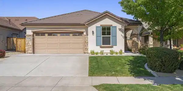 1245 W Del Webb Parkway