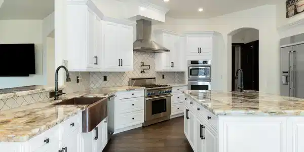 Image 3: 76-web-or-mls-12910 Silver Wolf Kitchen-