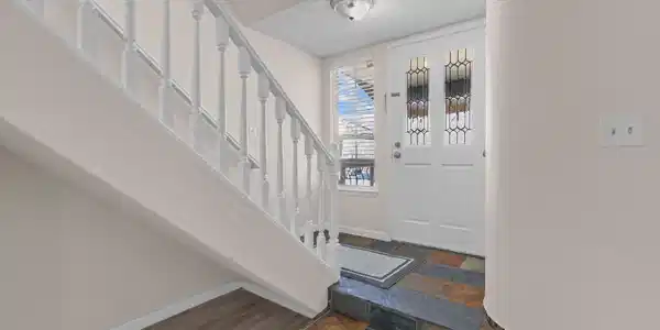 7100 Peppermint Drive
