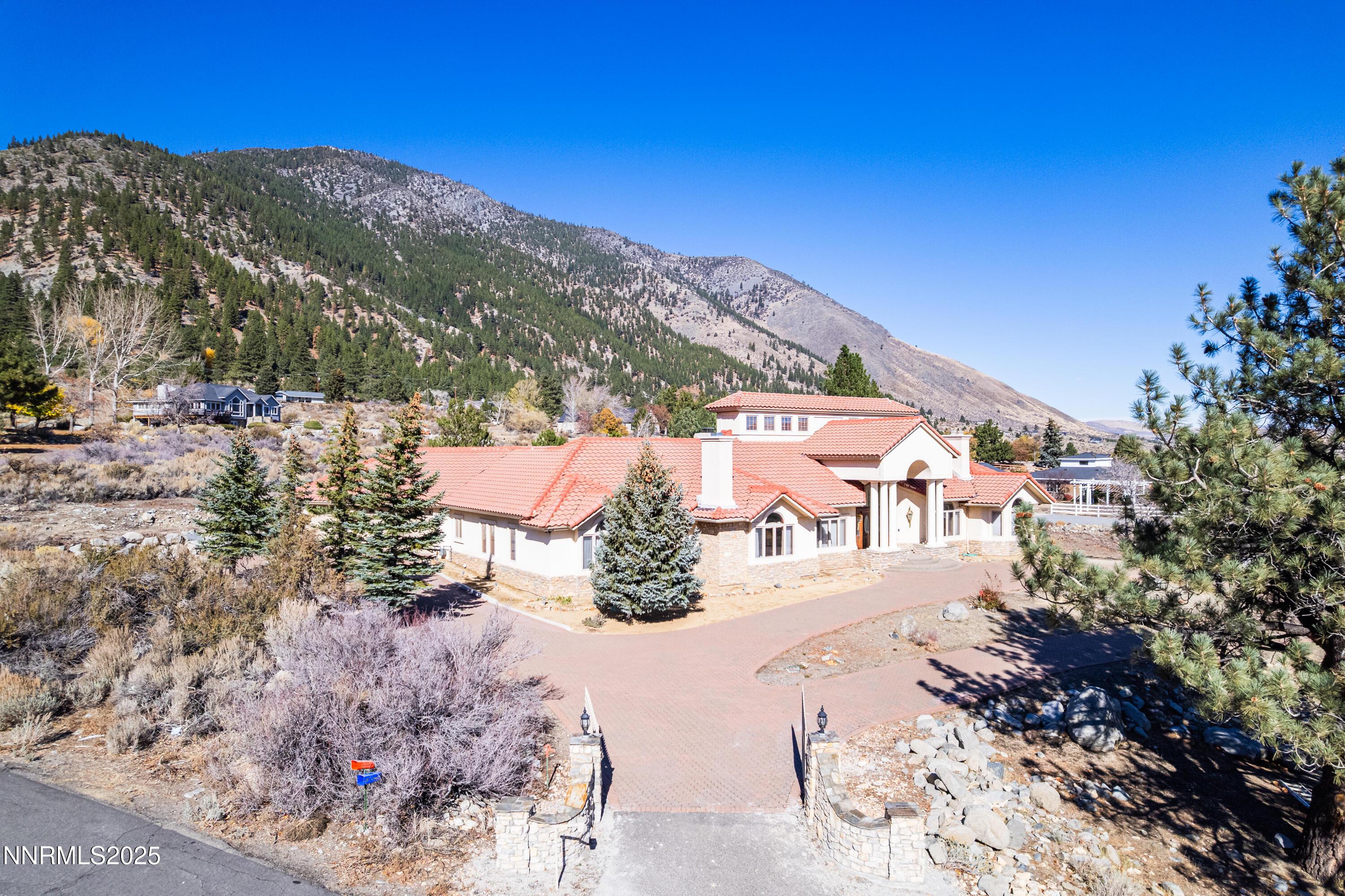 Image 2: 212 Trail Ct-1
