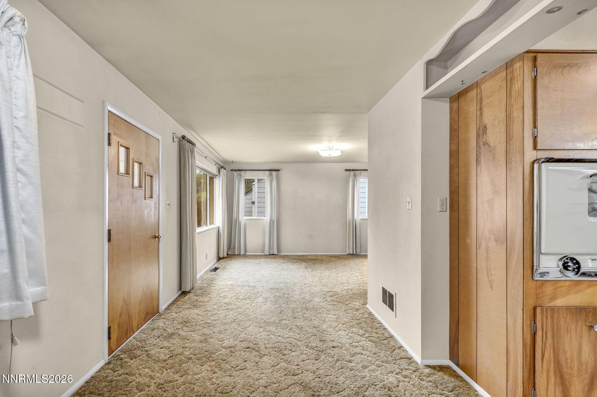 Image 3: 23-web-or-mls-221-s-iris-st