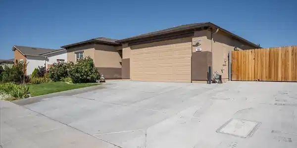 Image 3: 03-966 Kathryn Ct Fernley (3 of 38)