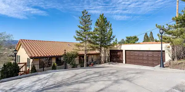 3075 Markridge Drive