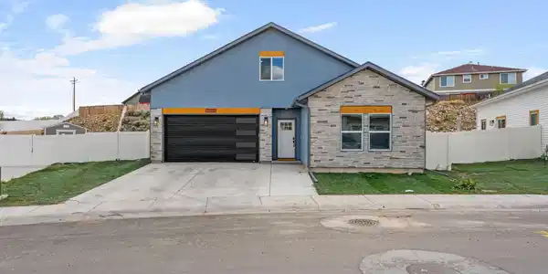 2605 Platinum Drive