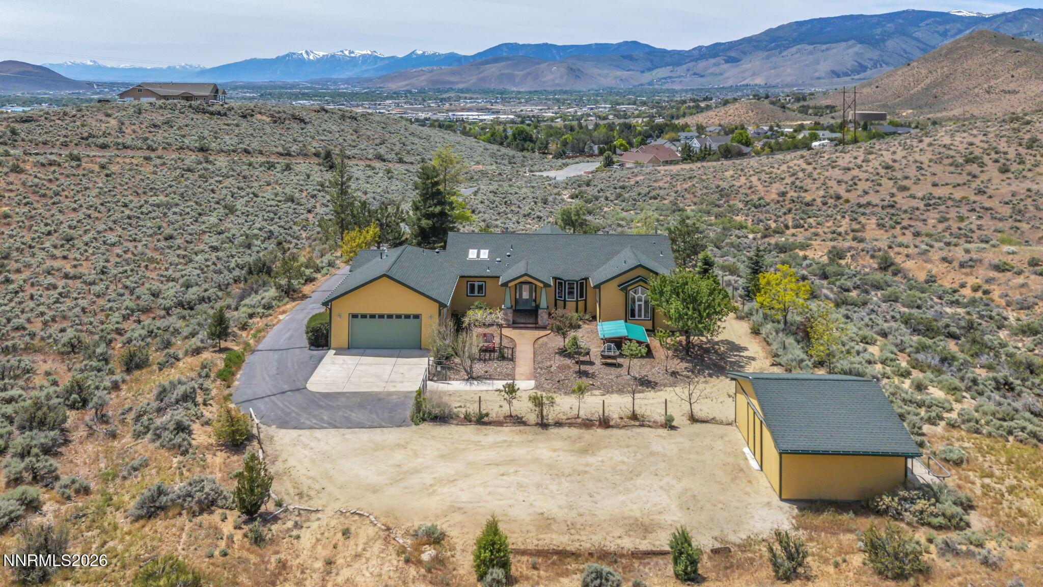 Image 1: 44-web-or-mls-2600-merrill-rd