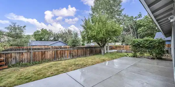 Image 4: 10-web-or-mls-3343-good-hope-ln