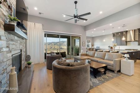9180 Graycliff Lane