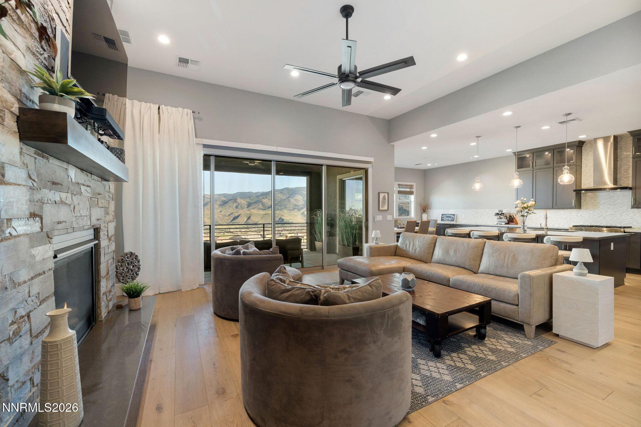 Image 1: 63-web-or-mls-9180 Graycliff-45