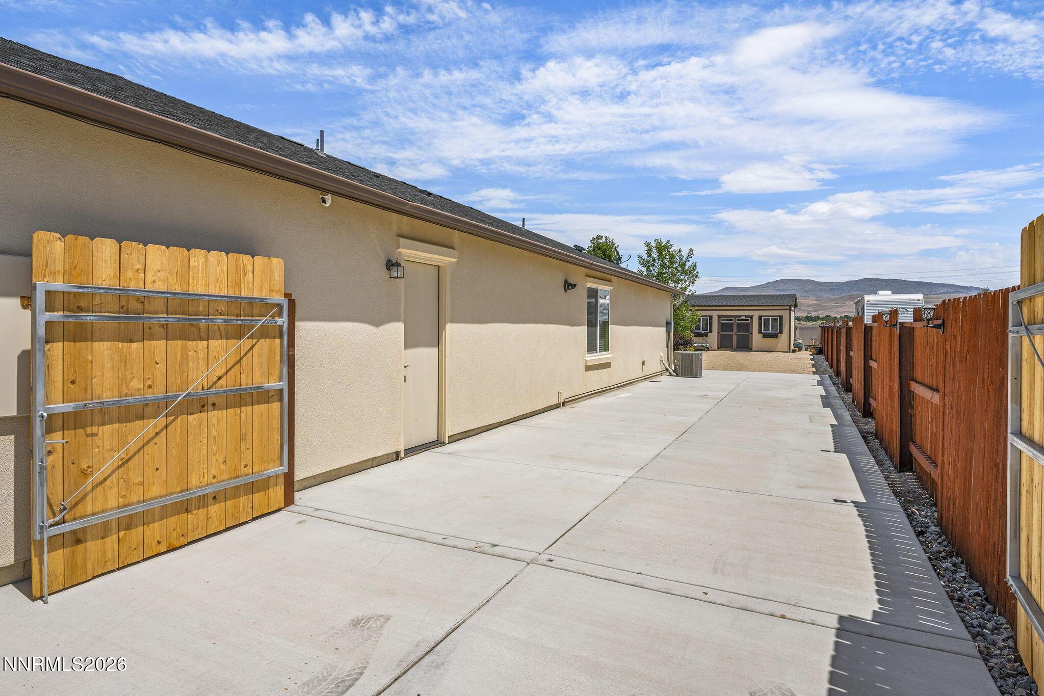 Image 3: 6-web-or-mls-_DSC1603