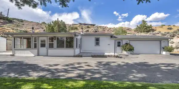 435 Cloutier Lane