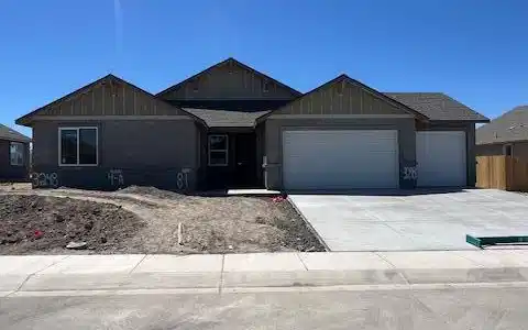 3248 Eleanor Way