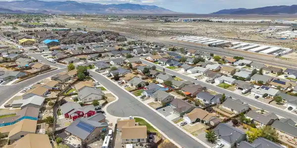 Image 4: ariel view neighborhood