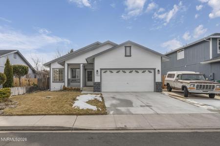 750 W Golden Valley Road