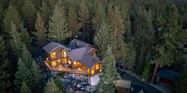 Image 3: 178-Pine-Point_DJI_0948-HDR