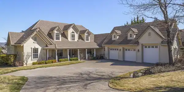 630 Oxbow Court