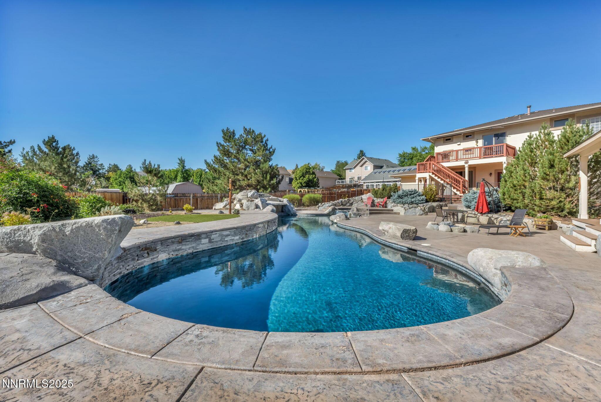 Image 4: 17-web-or-mls-199-pasture-dr