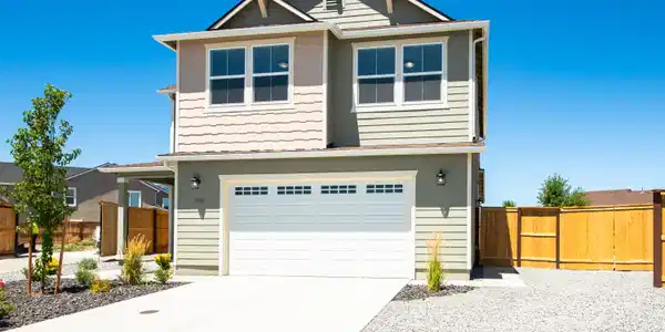 Image 2: 448 Golden Gate Ct-2