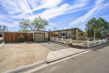 13721 Mount Whitney Street