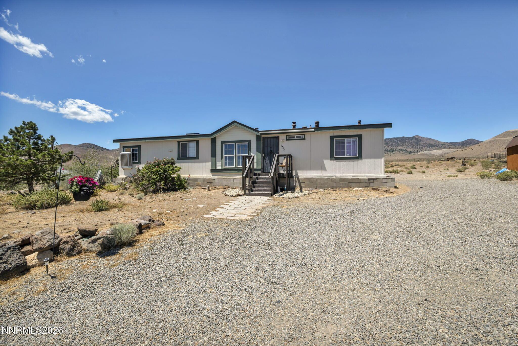 Image 2: 4-web-or-mls-153-territory-rd